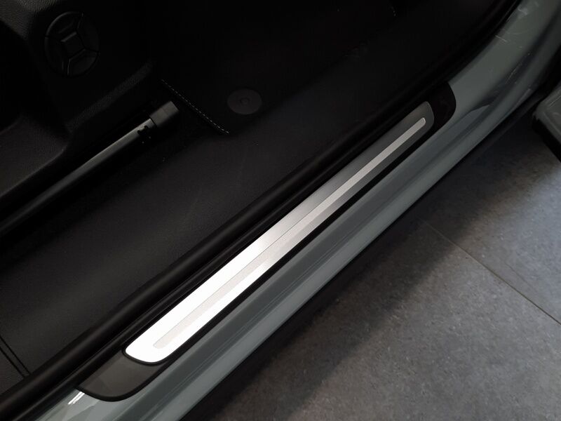 More views of Audi Q3