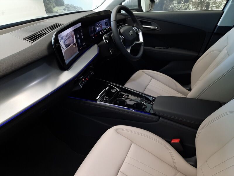 More views of Audi Q3