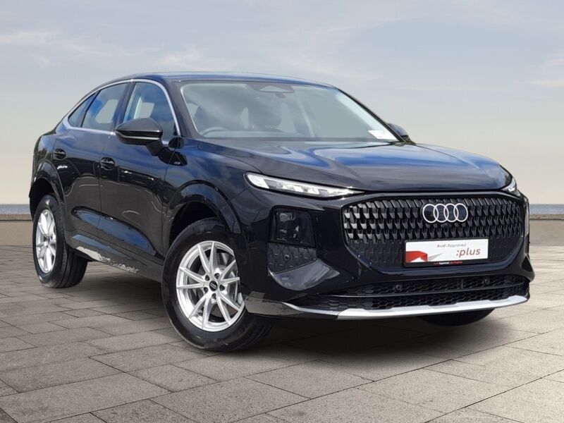 More views of Audi Q3
