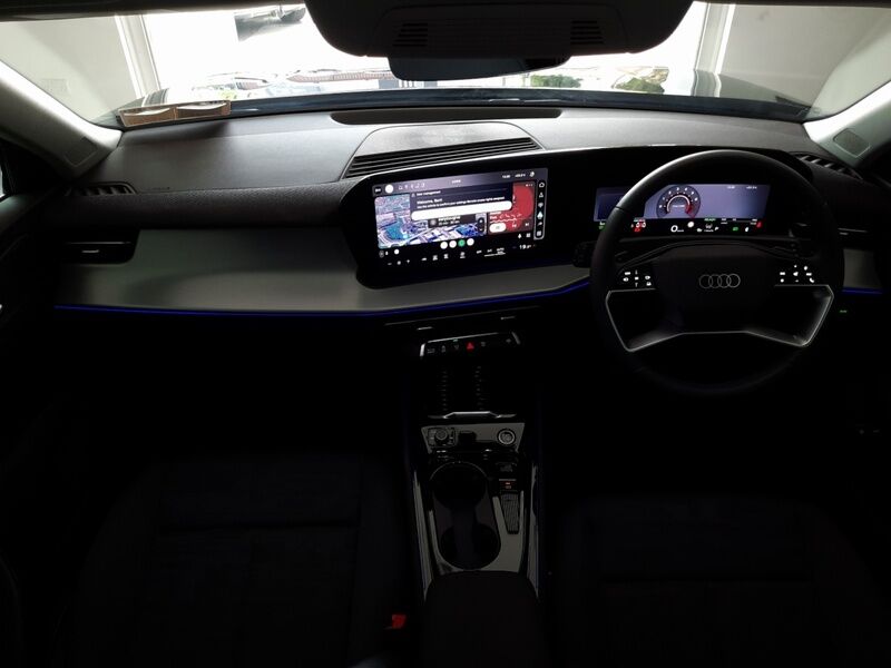 More views of Audi Q3