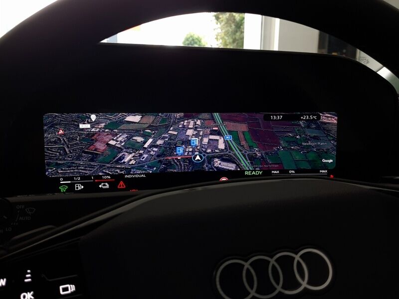 More views of Audi Q3