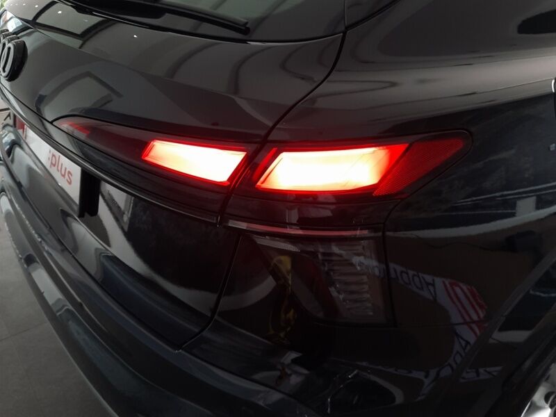 More views of Audi Q3