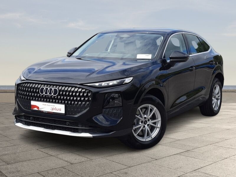 More views of Audi Q3