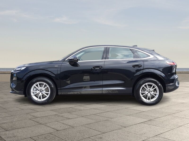 More views of Audi Q3