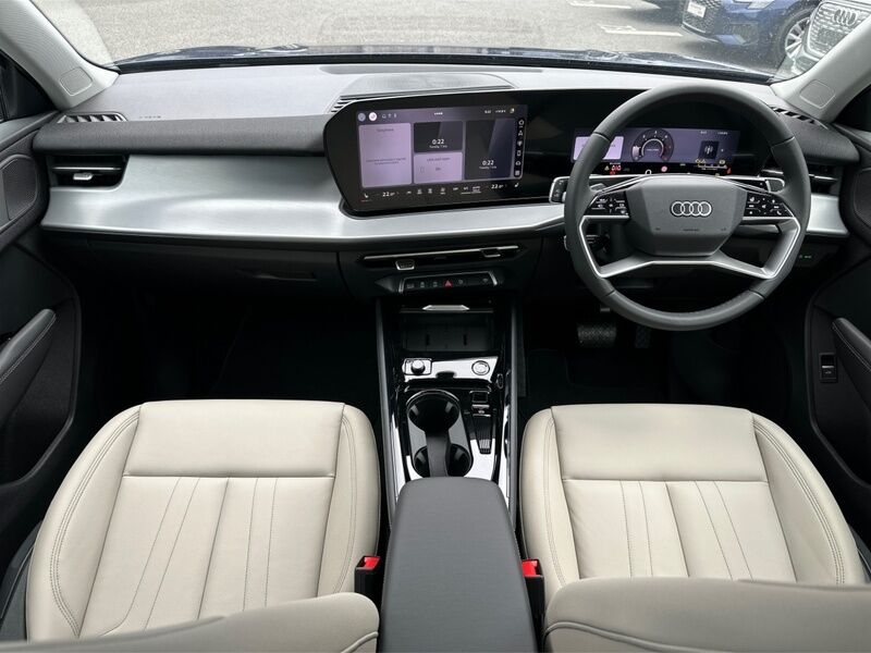 More views of Audi Q3