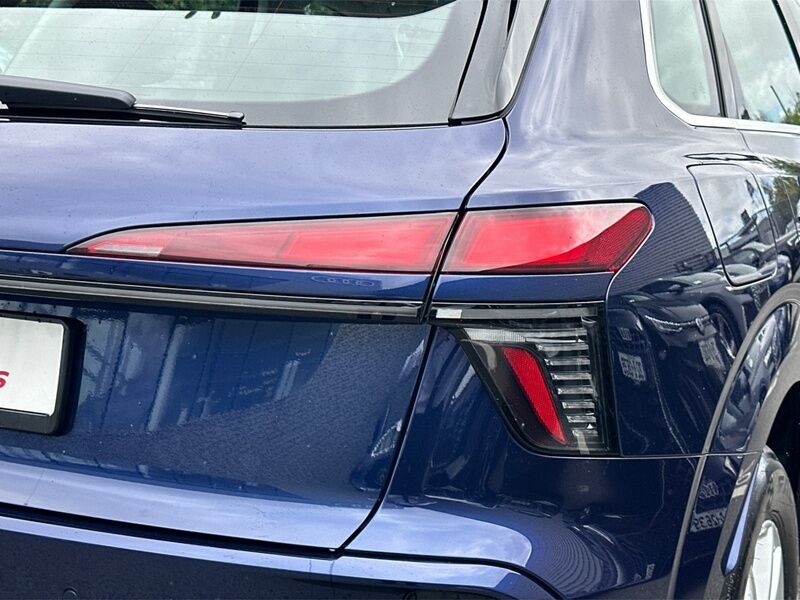 More views of Audi Q3