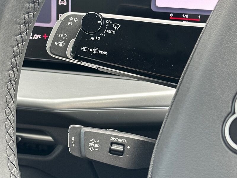 More views of Audi Q3