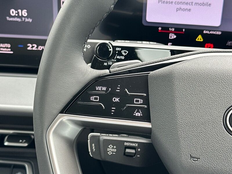 More views of Audi Q3