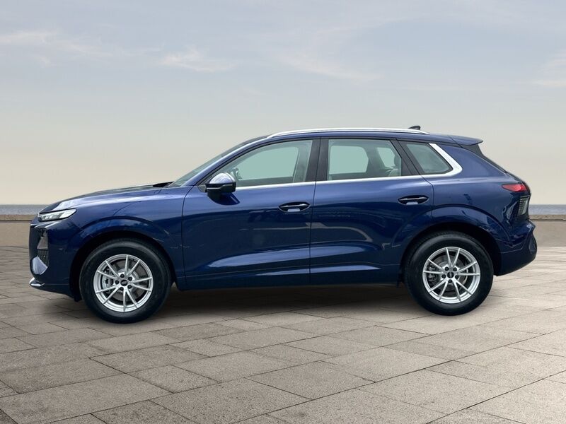 More views of Audi Q3