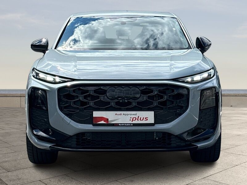 More views of Audi Q3