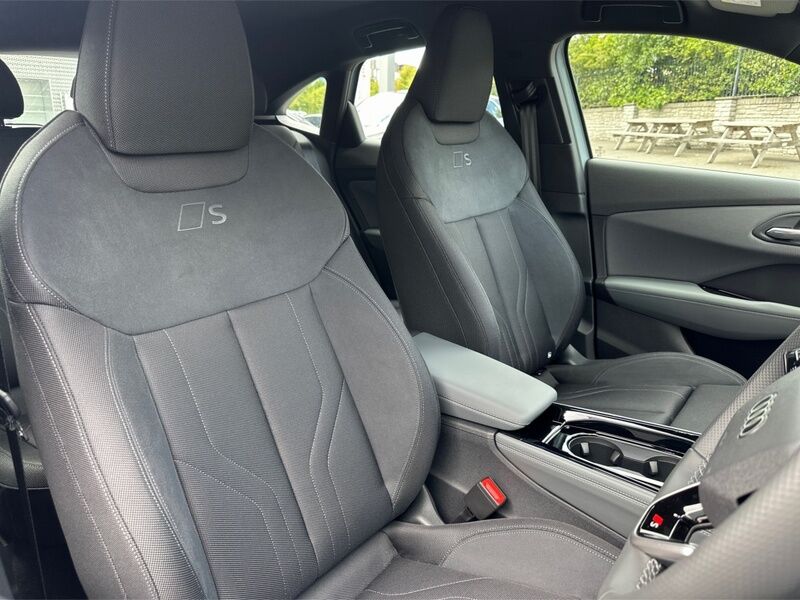 More views of Audi Q3