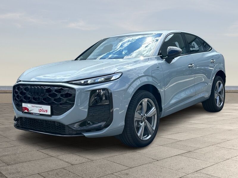 More views of Audi Q3