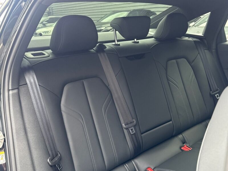 More views of Audi A6