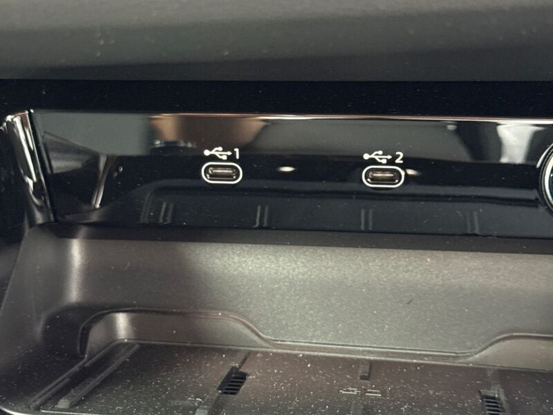 More views of Audi A6