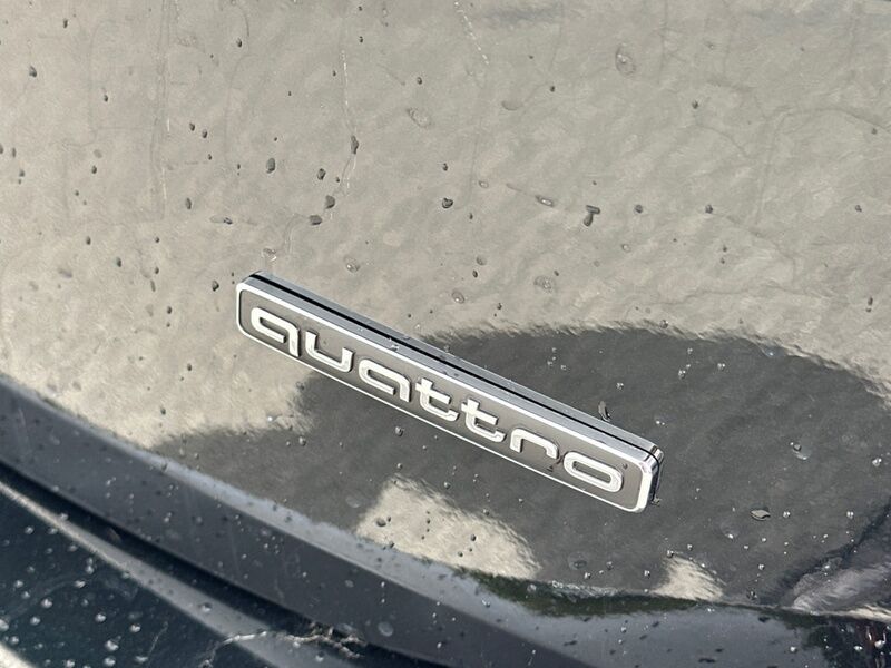 More views of Audi A6