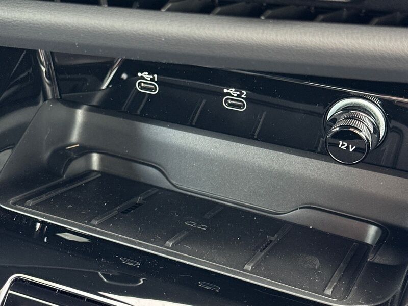 More views of Audi A6