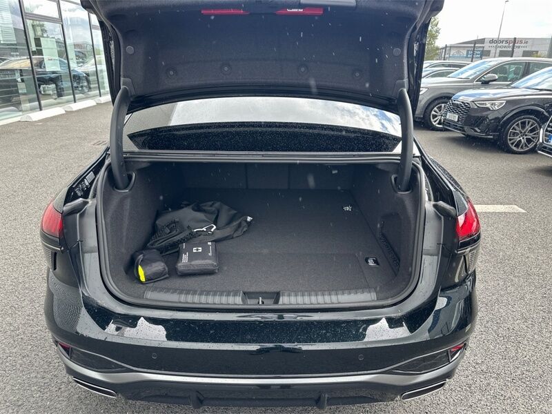 More views of Audi A6