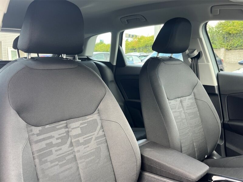 More views of Audi Q3