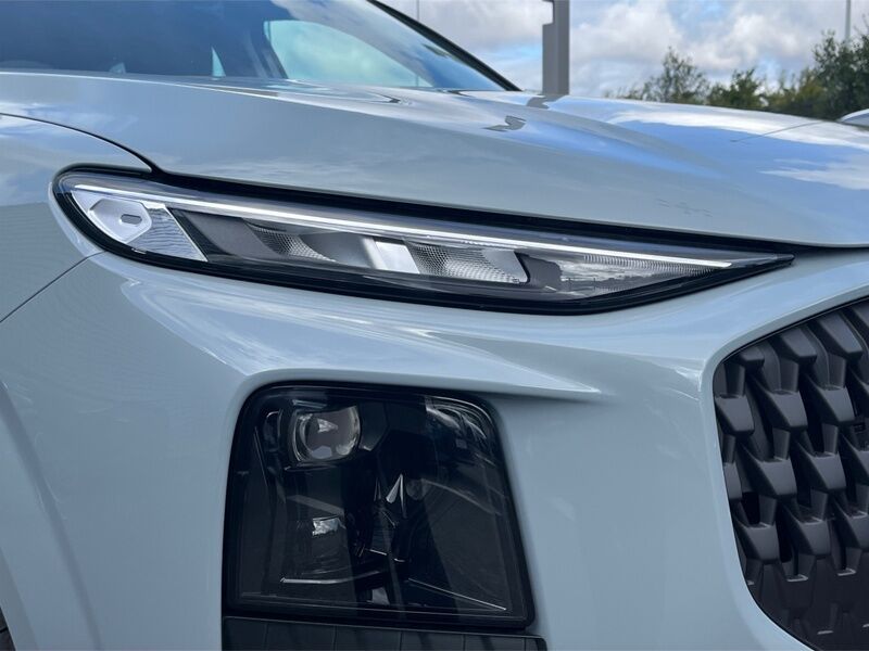 More views of Audi Q3