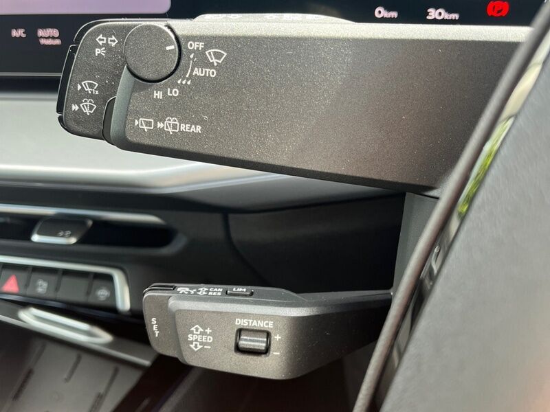 More views of Audi Q3