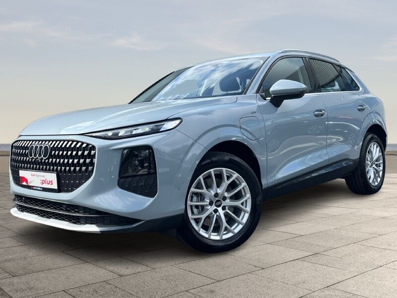 More views of Audi Q3