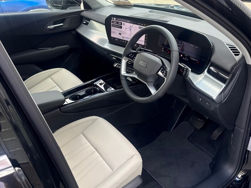 More views of Audi Q3
