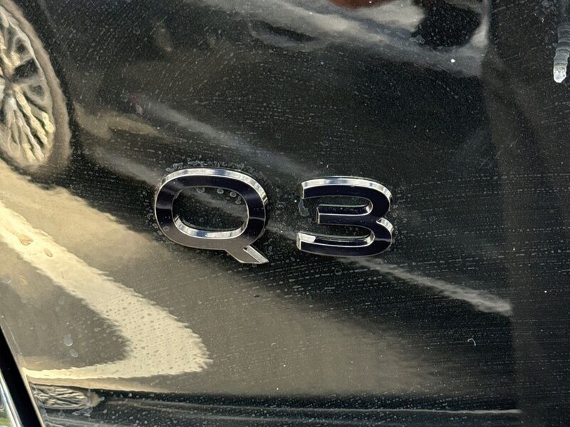 More views of Audi Q3