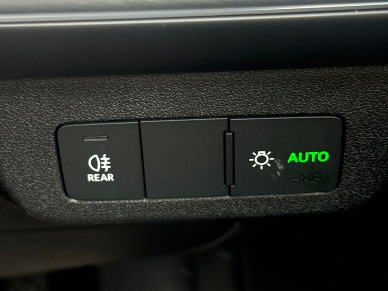 More views of Audi Q3