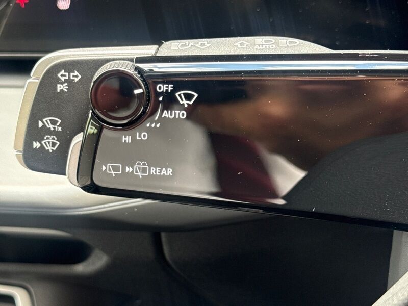 More views of Audi Q3