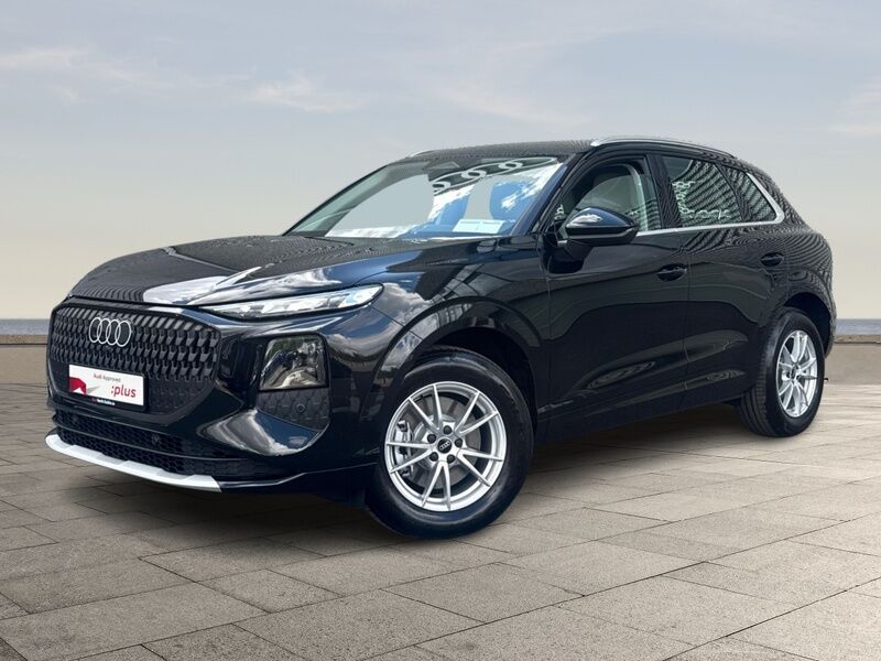 More views of Audi Q3