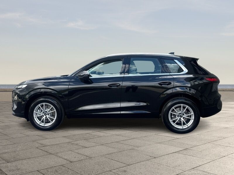 More views of Audi Q3