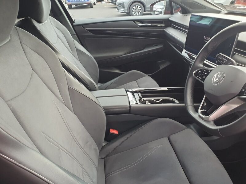 More views of Volkswagen ID.7