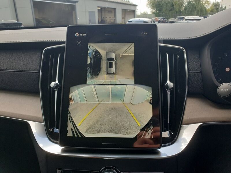 More views of Volvo XC90