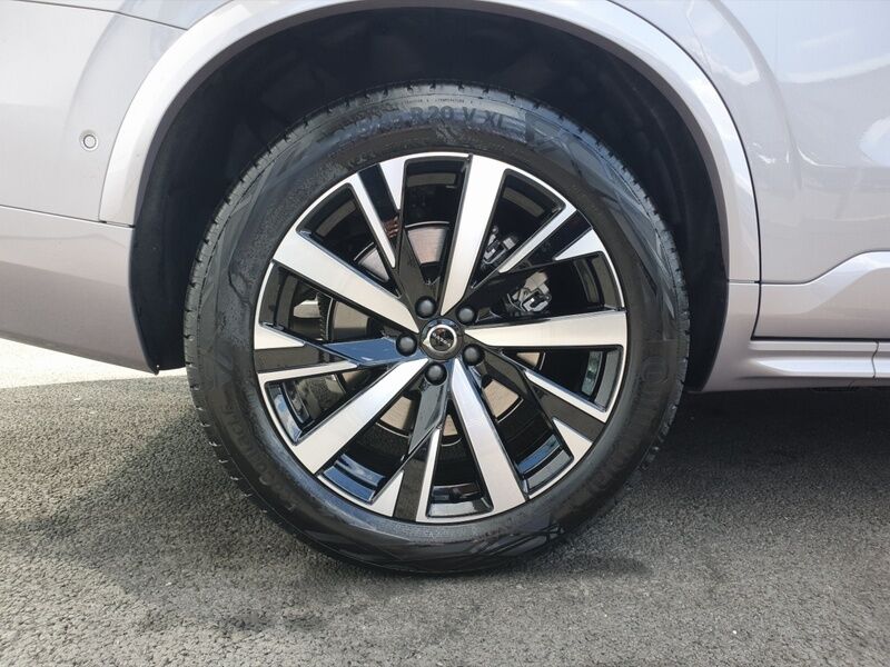 More views of Volvo XC90