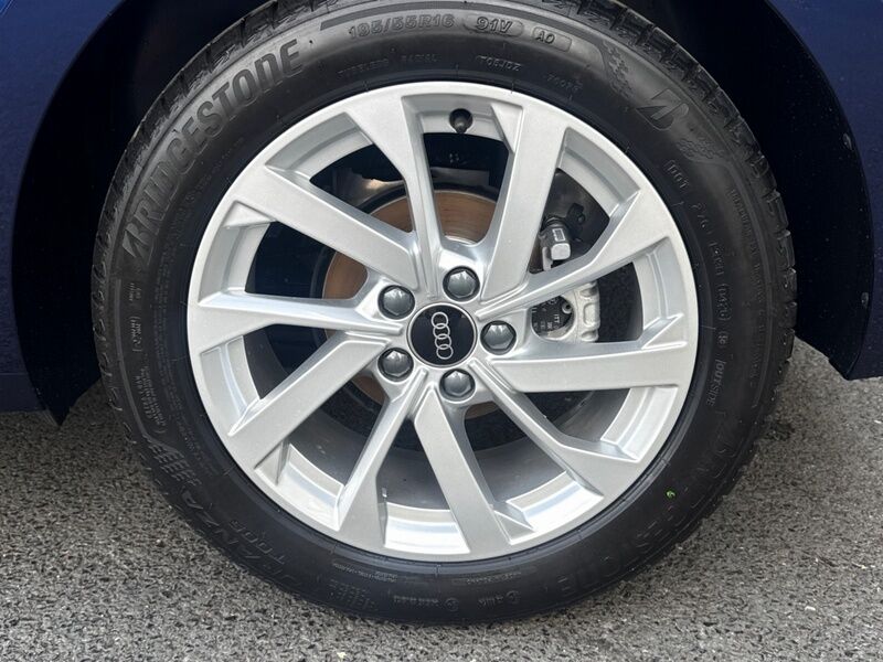 More views of Audi A1