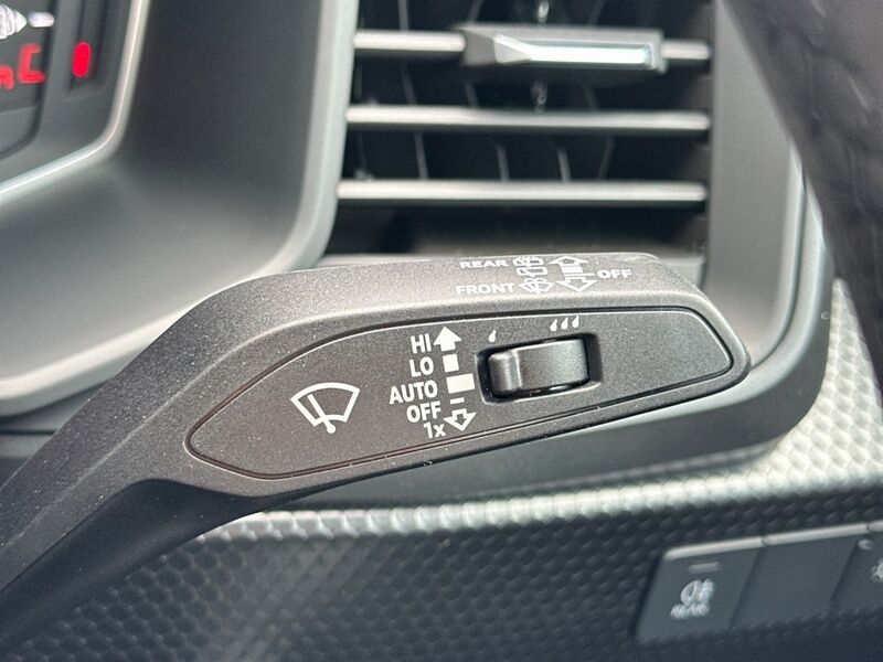 More views of Audi A1