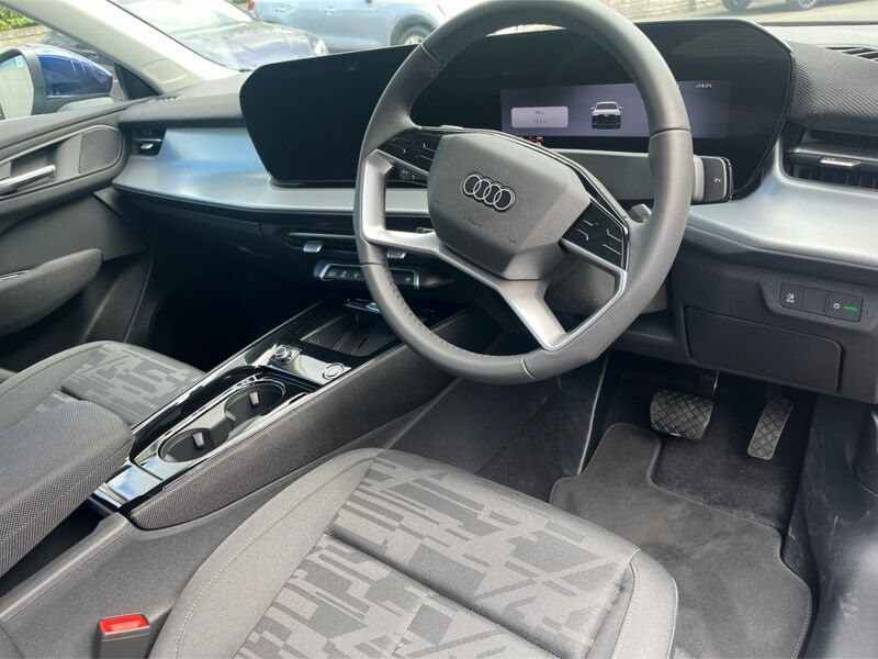 More views of Audi Q3