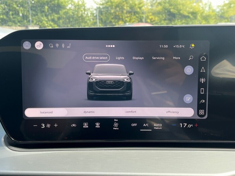 More views of Audi Q3