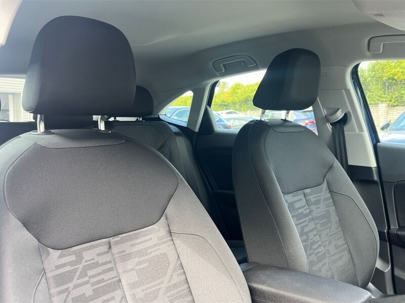 More views of Audi Q3