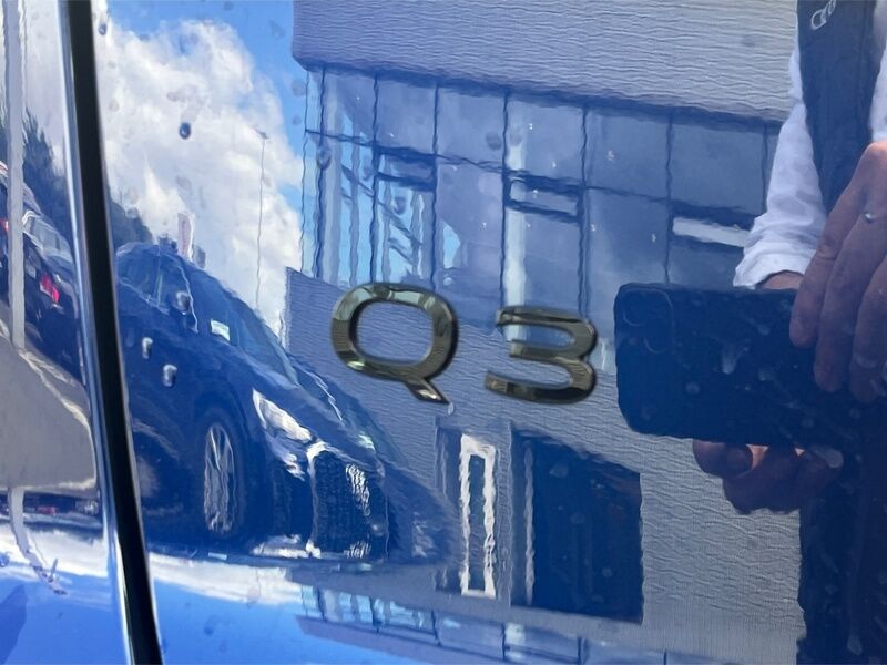 More views of Audi Q3