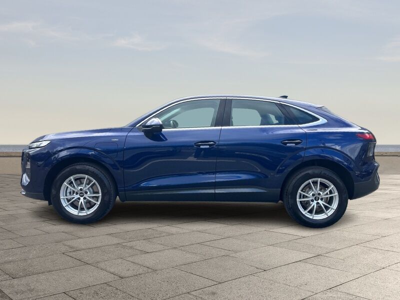 More views of Audi Q3