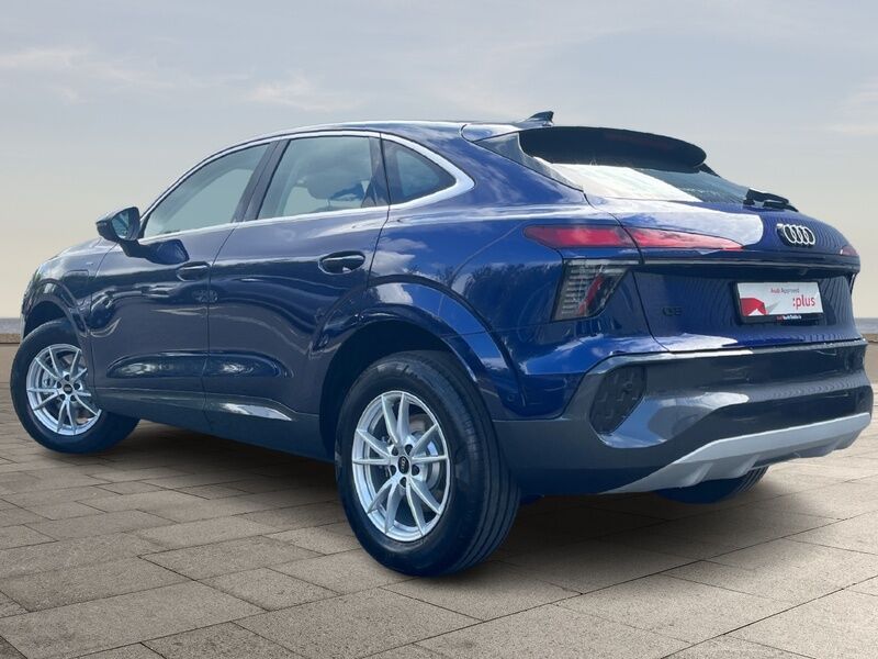 More views of Audi Q3