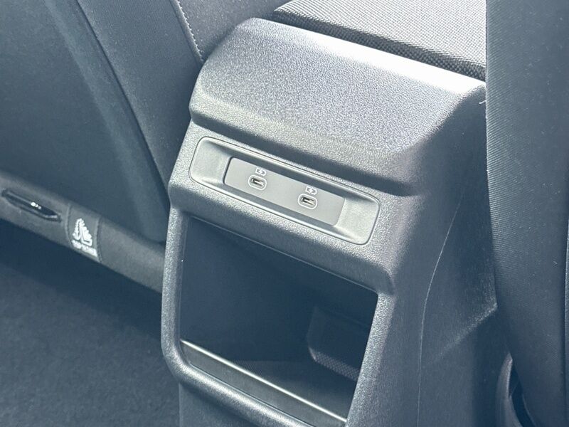 More views of Audi Q3