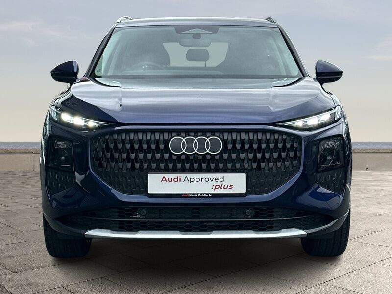More views of Audi Q3