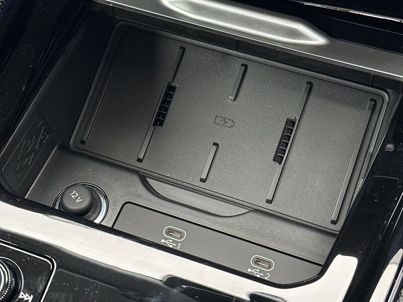 More views of Audi Q3