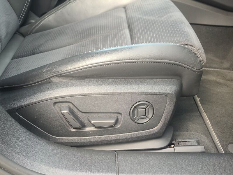More views of Audi A6