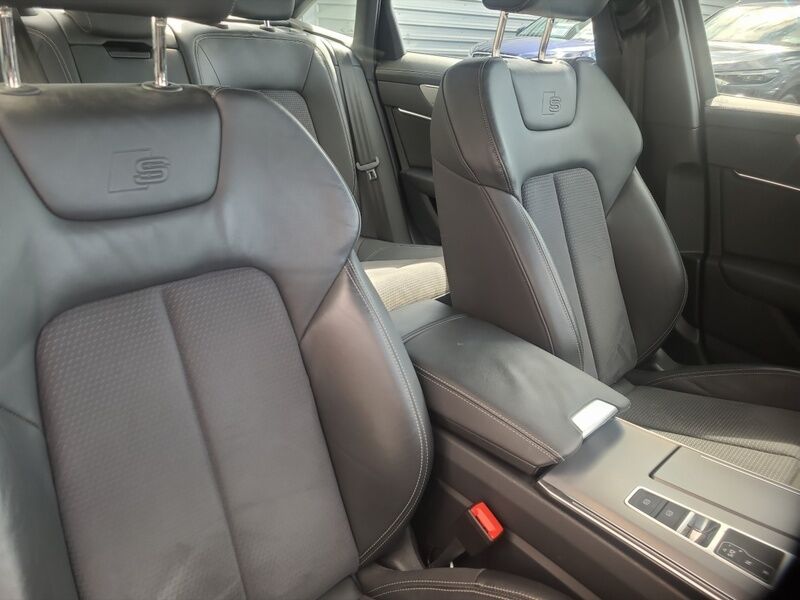 More views of Audi A6