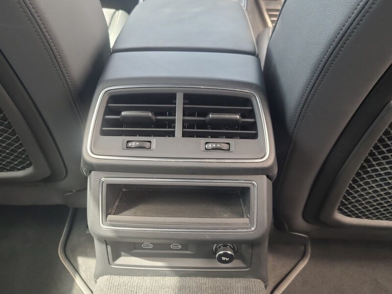 More views of Audi A6