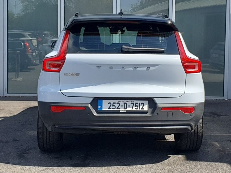 More views of Volvo EX40
