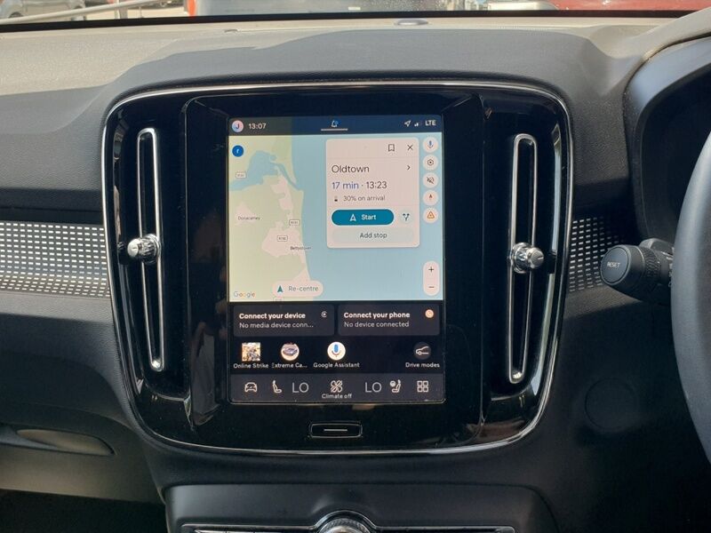 More views of Volvo EX40
